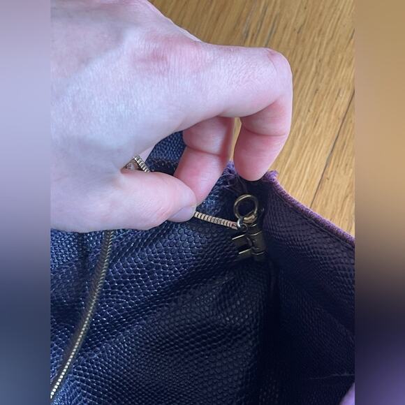 70s Vintage Purple Ultra Suede Purse w Chain Strap - Picture 11 of 13